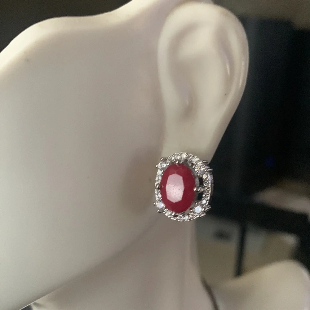 New classy stylish elegant artwork artisan Red Ruby Cz’s SS925 studs earrings - Picture 7 of 11